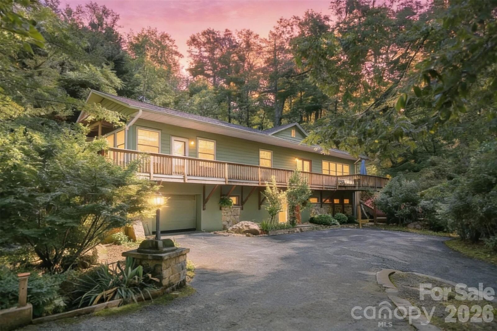 Property Photo: 75 Cougar Lane NC 28773