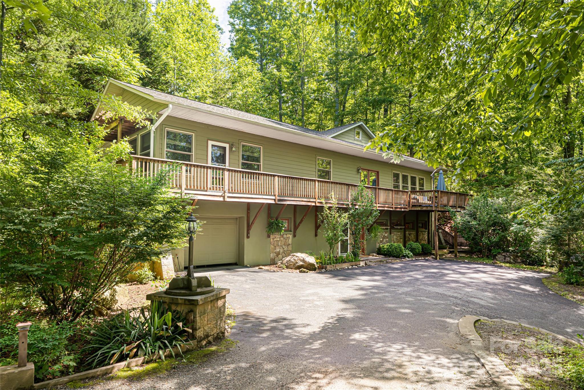 75 Cougar Lane  Saluda NC 28773 photo