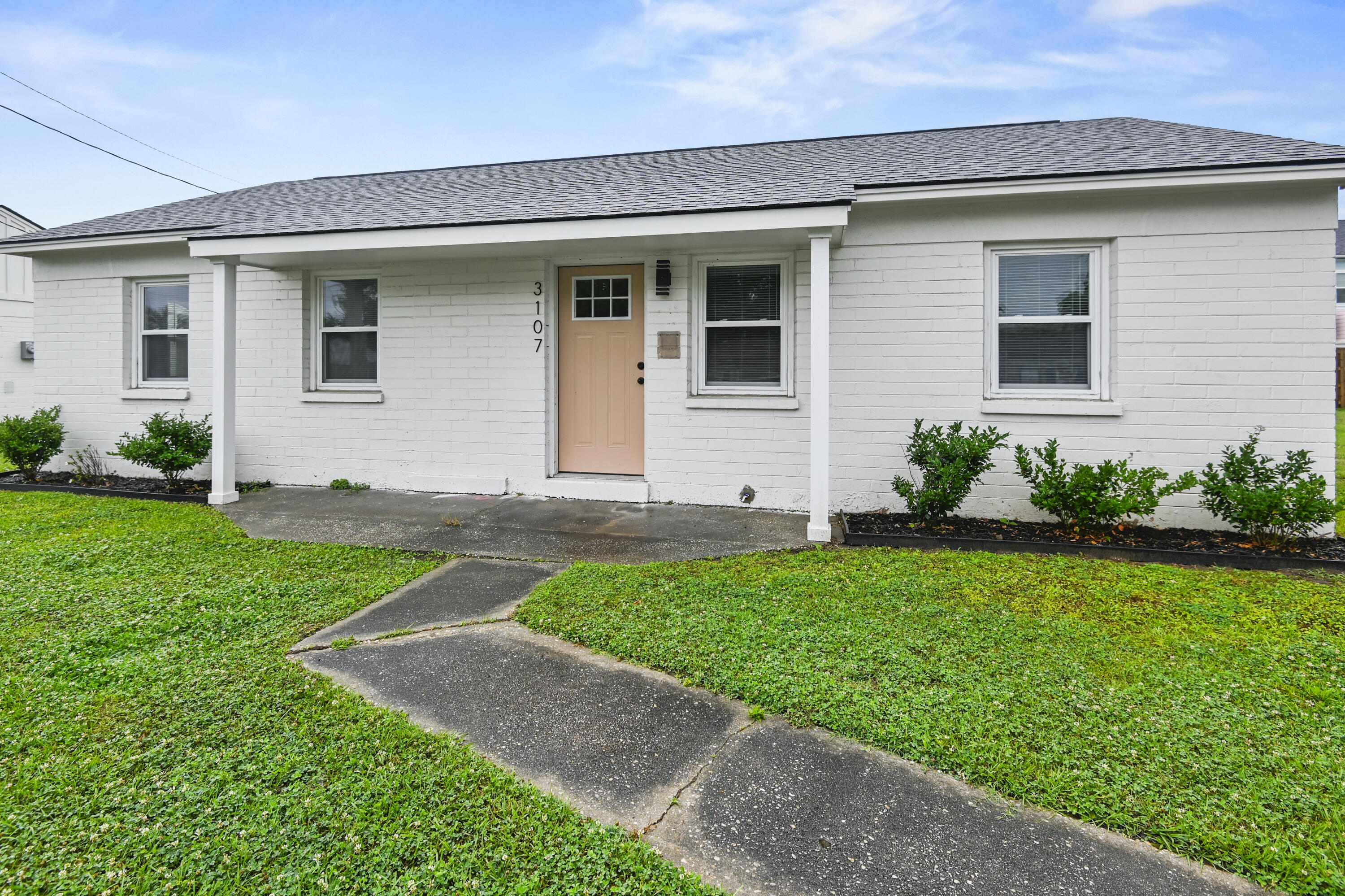 Property Photo:  3107 Azalea Drive  SC 29405 