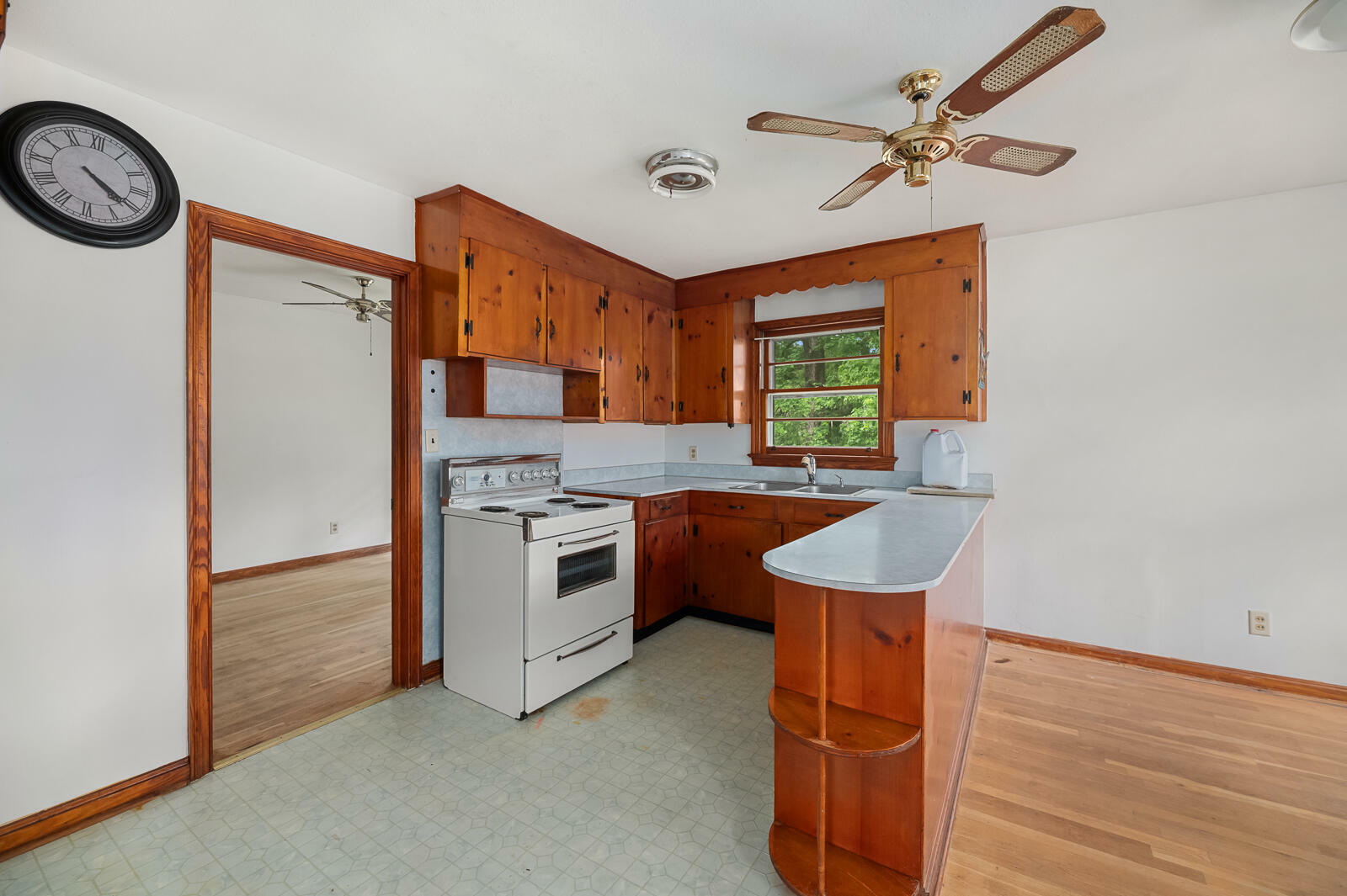 Property Photo: 2708 Mawood Avenue SC 29406