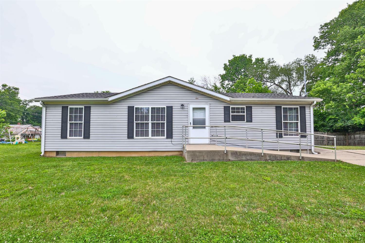 Property Photo:  1717 Glenwood Avenue  OH 45044 