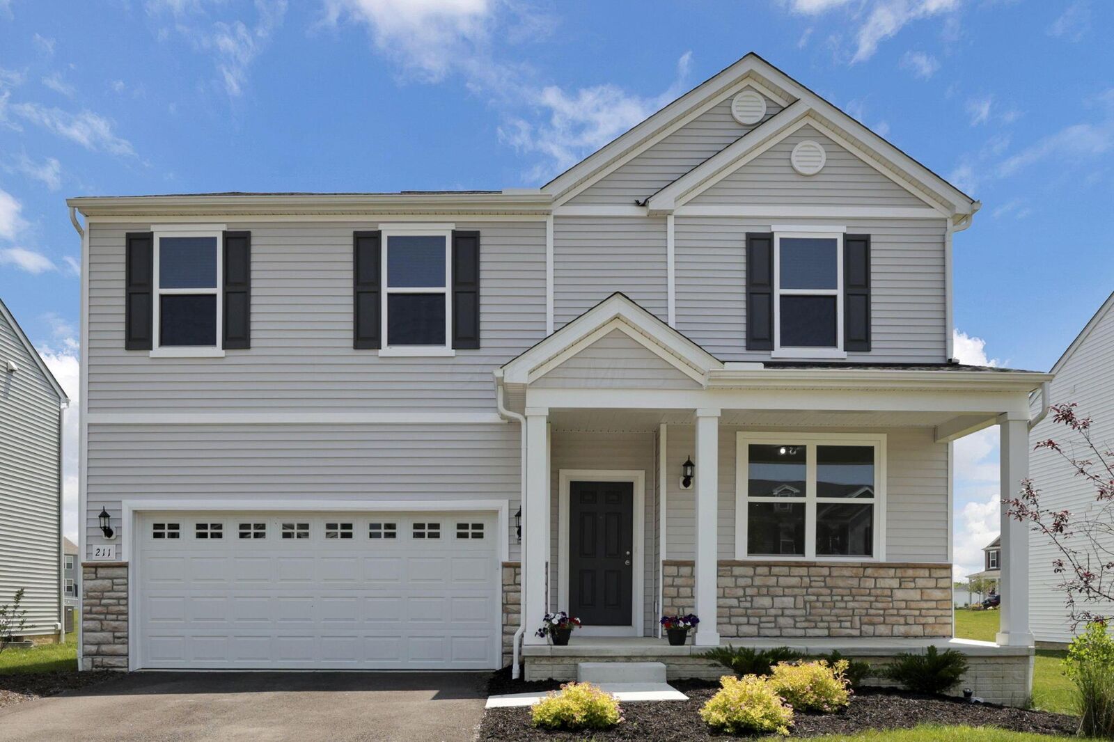 Property Photo:  211 Whitetail Trail  OH 43031 