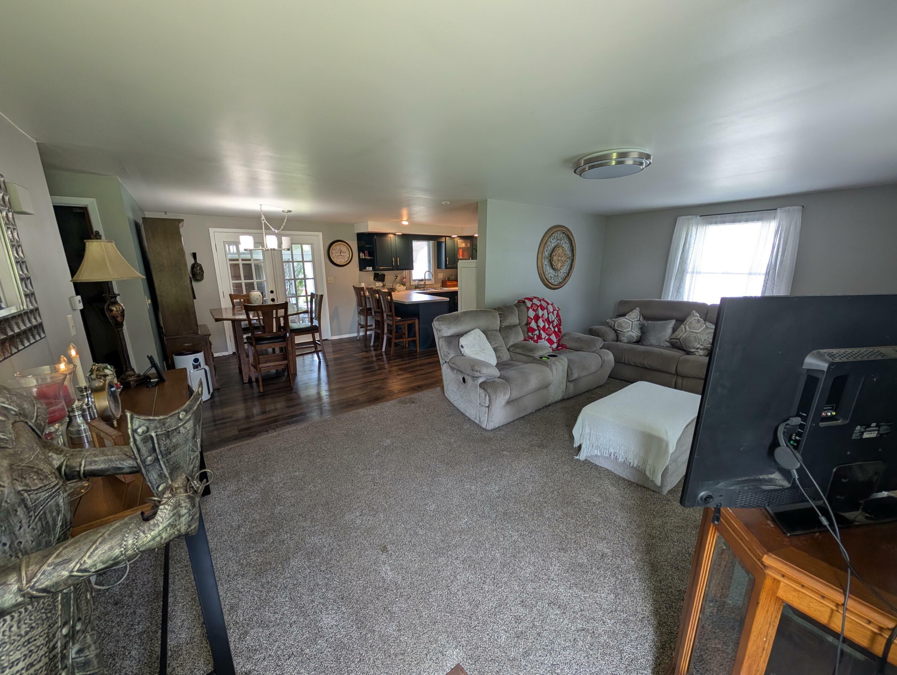 Property Photo: 417 Kilbury Road OH 43302