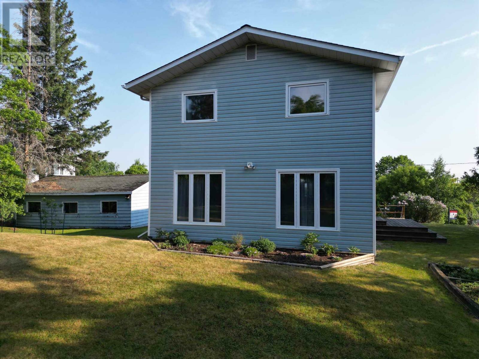 Property Photo: 616 Sixth Street ON P0X 1C0