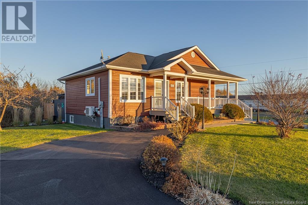 Photo de la propriété: 653 Rue Principale NB E8K 3X5