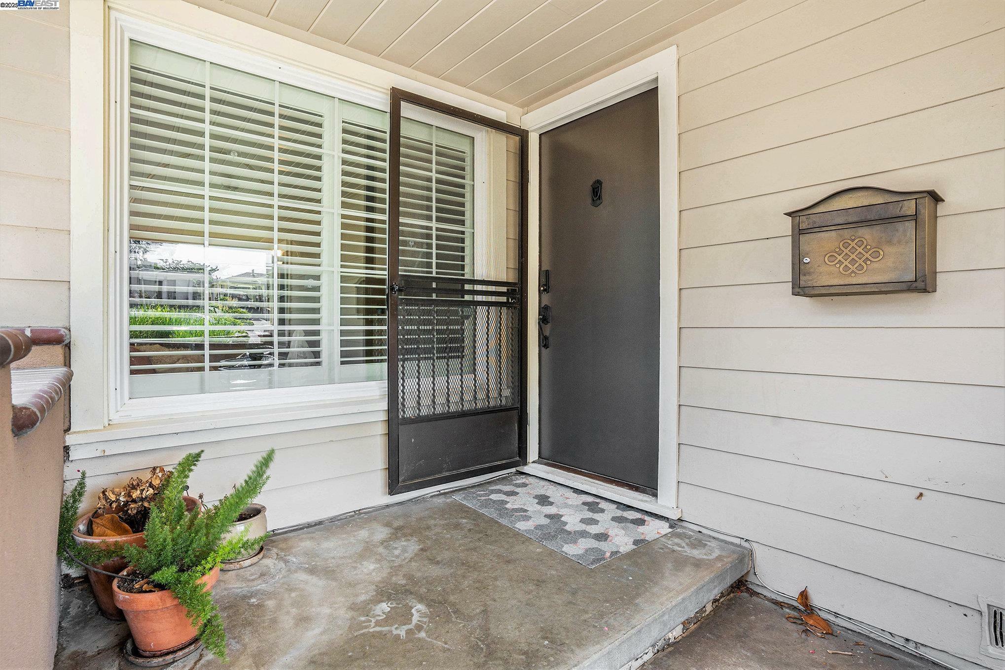 Property Photo: 18890 Santa Maria Ave CA 94546