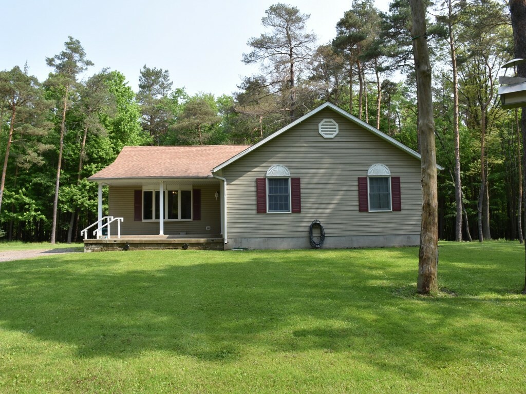 Property Photo: 16947 Lynn Road PA 16433