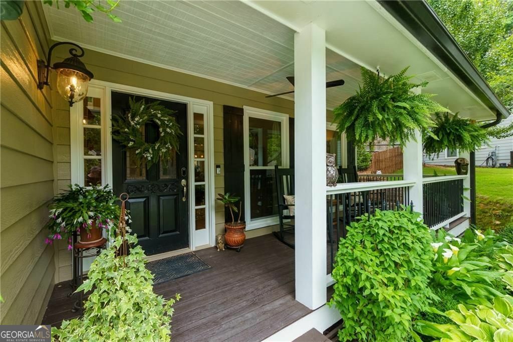 Property Photo: 2263 Hill Creek Way GA 30062