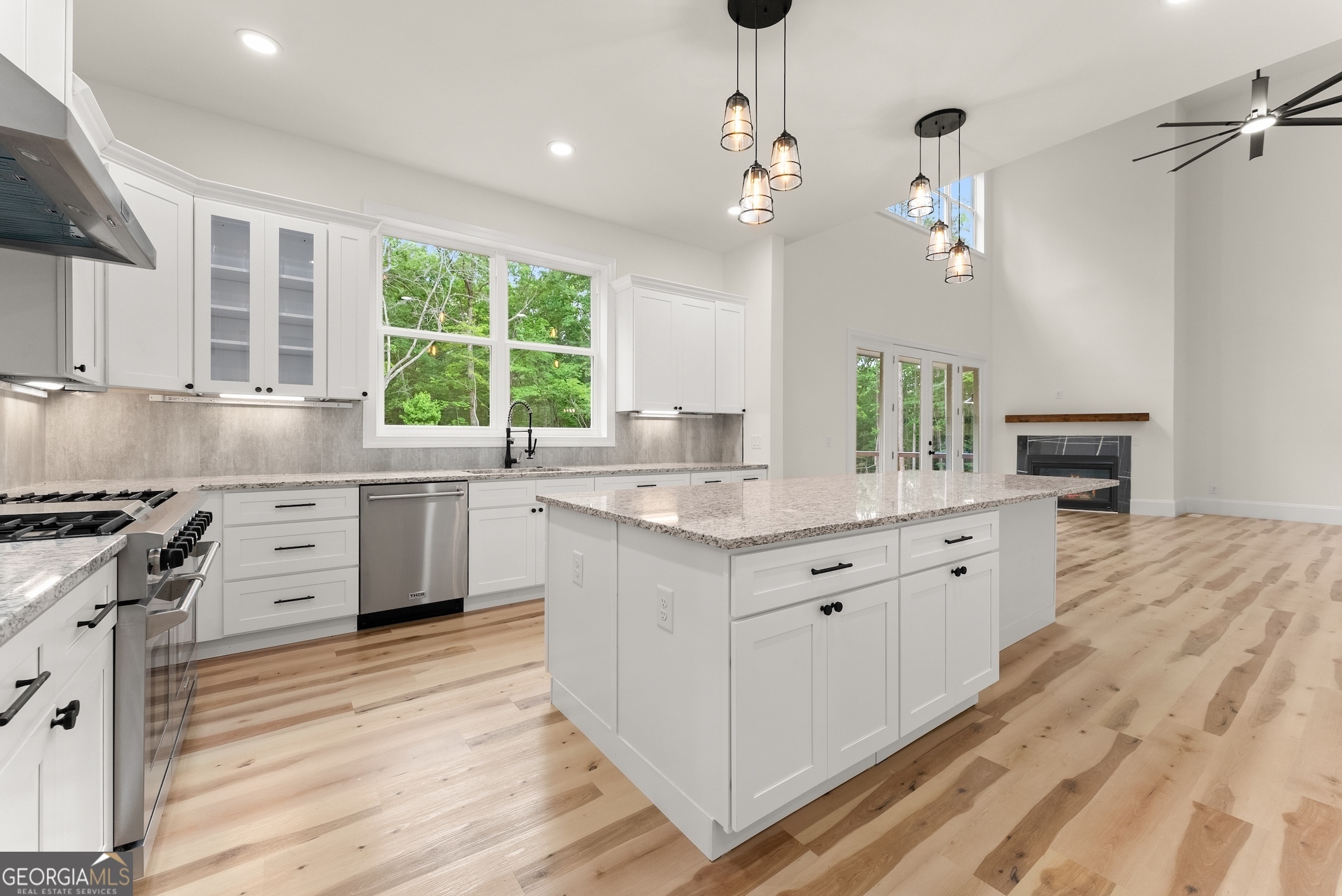 Property Photo: 305 Etowah Cove Road GA 30533