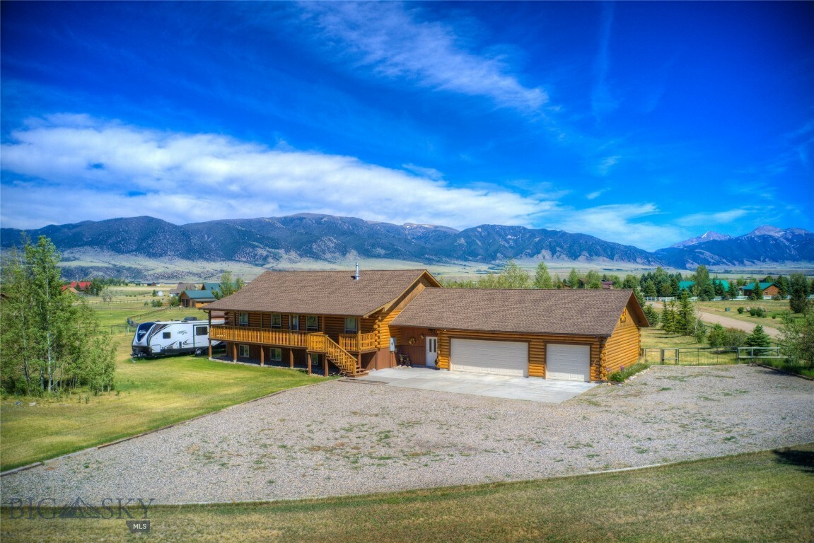 Property Photo: 13 Coachman Lane MT 59740