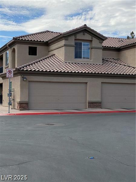 Property Photo: 6695 Caporetto Lane 201 NV 89084
