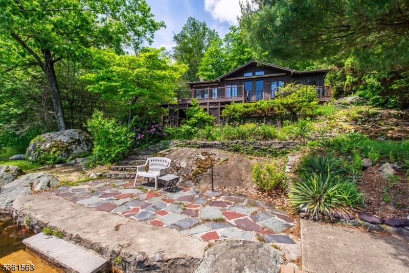 Property Photo:  69 W Shore Drive  NJ 07403 