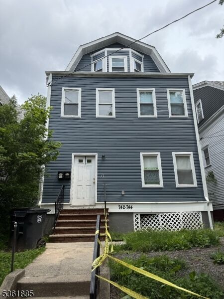 Property Photo:  742 S 10th St  NJ 07108 