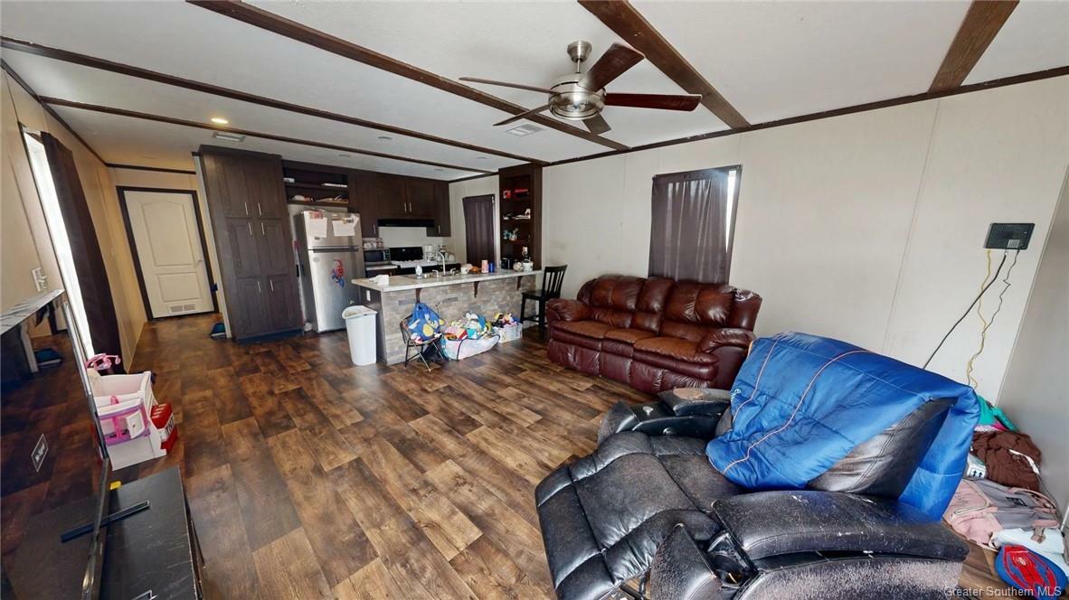 Property Photo: 1004 Hwy 27 Highway LA 70633