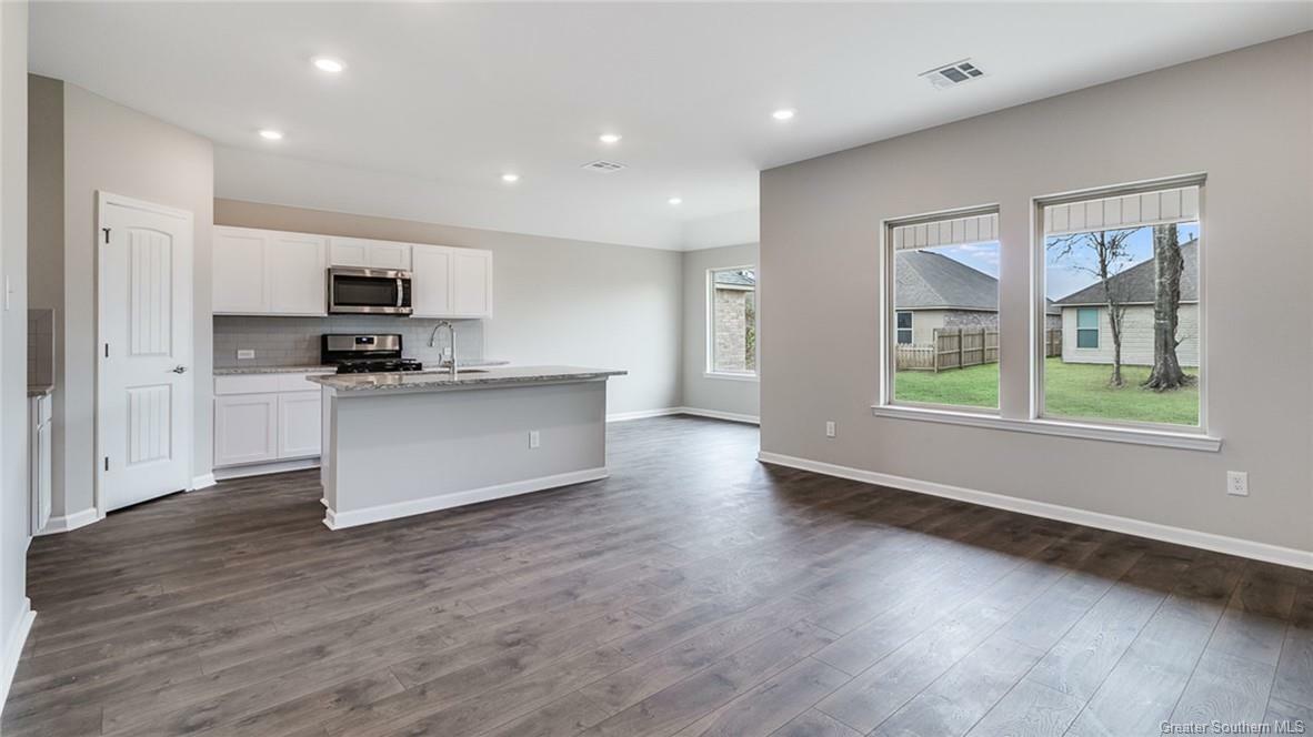 Property Photo:  4738 Firefly Court  LA 70607 