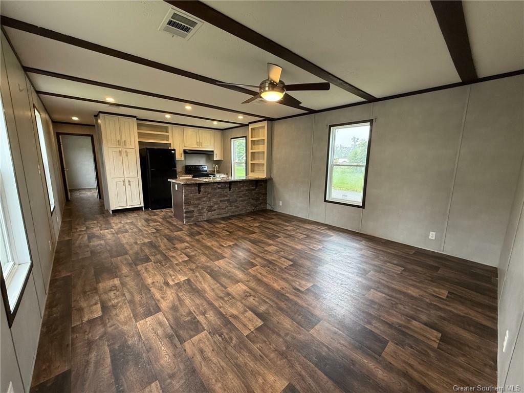 Property Photo: 1002 Hwy 27 Highway LA 70633