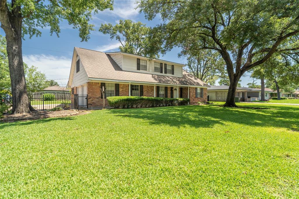 Property Photo: 13355 Oak Leaf Lane TX 77015