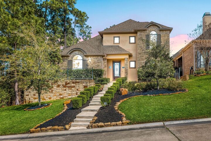 Property Photo:  32 Evangeline Boulevard  TX 77304 