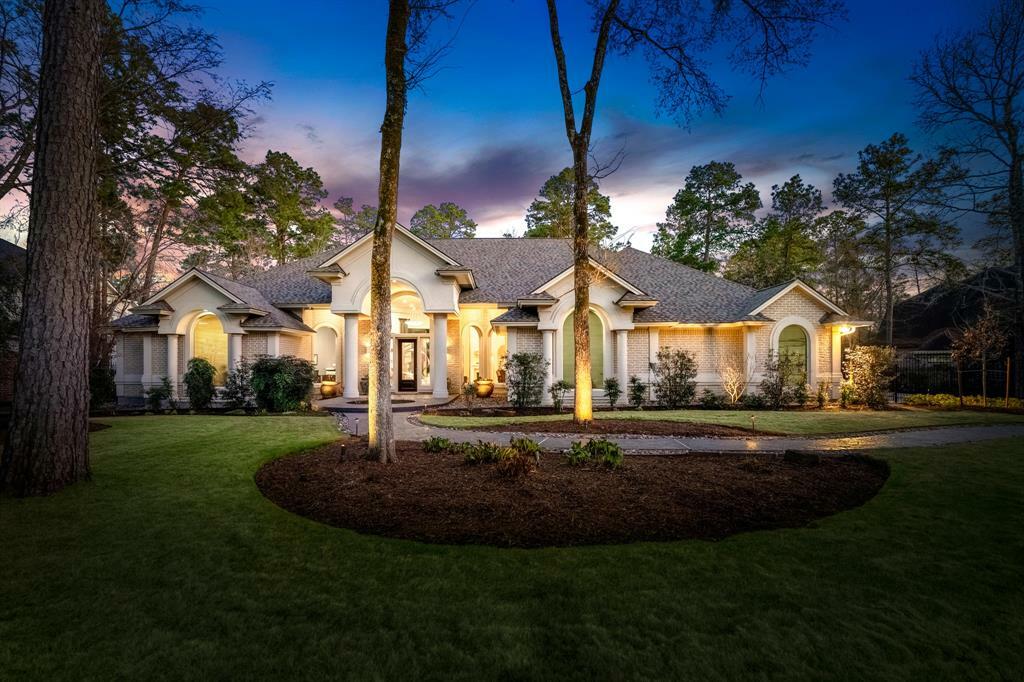 Property Photo: 11 Bracebridge Drive TX 77382