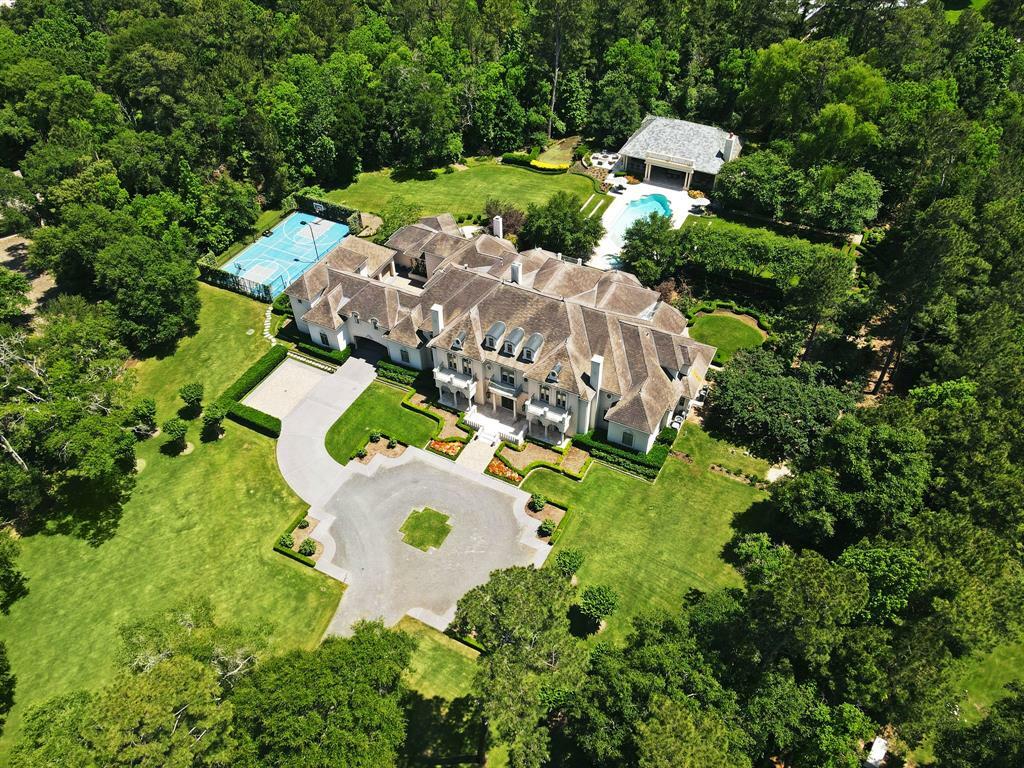 36 Saddlebrook Court  Tomball TX 77375 photo
