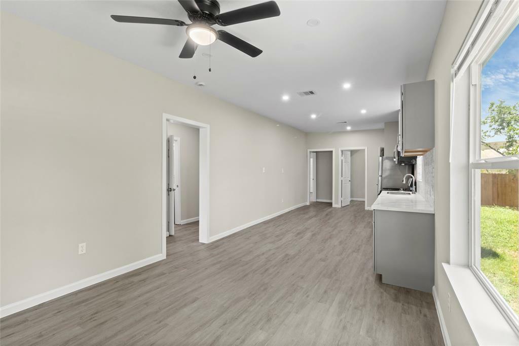 Property Photo: 8402 Bassett Street TX 77051