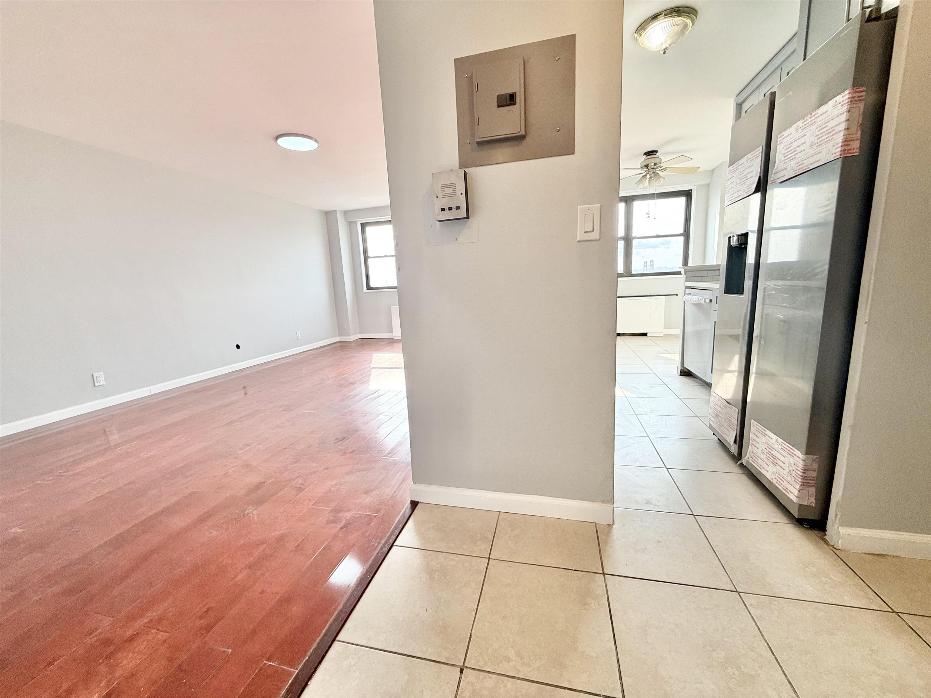 Property Photo: 1225 Kennedy Blvd 5E NJ 07002