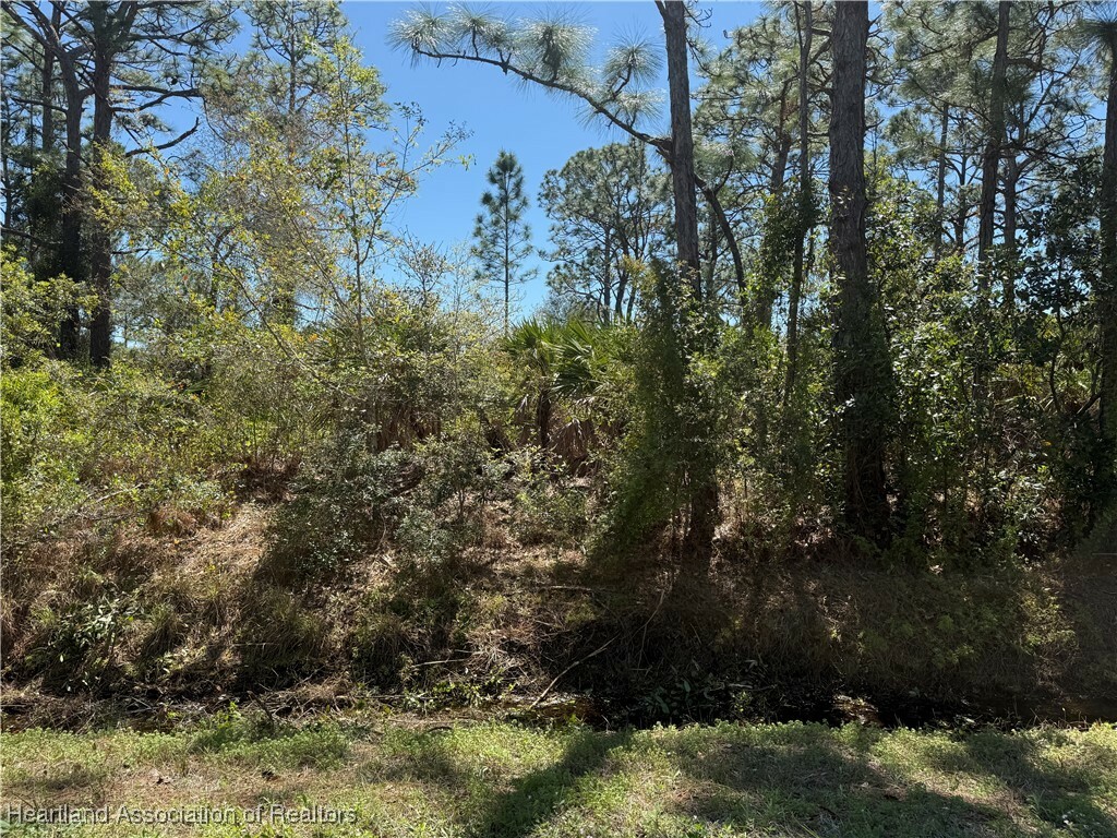 Property Photo: 579 Tennessee Avenue FL 33852