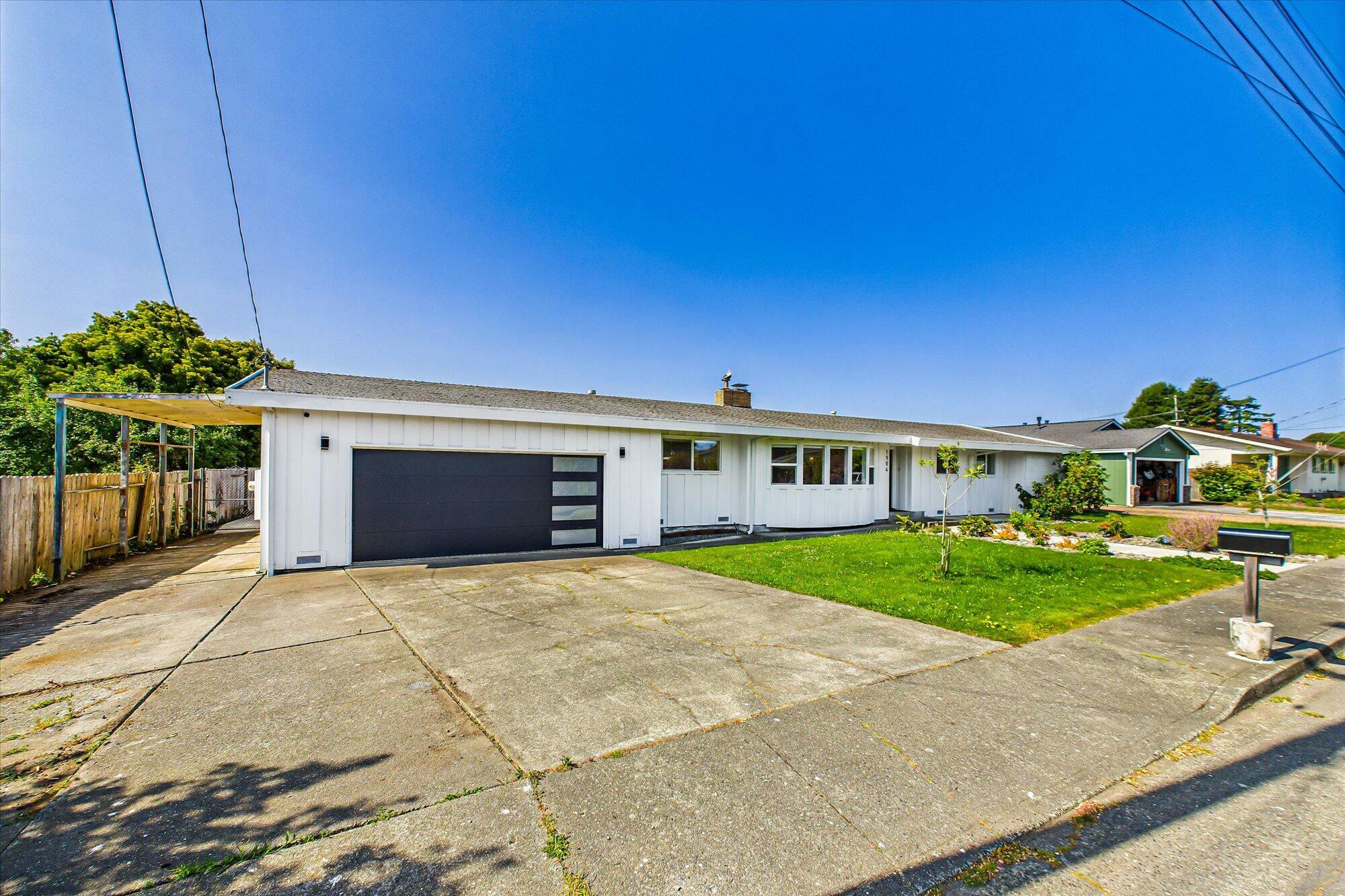 Property Photo: 1904 Pickett Road CA 95519