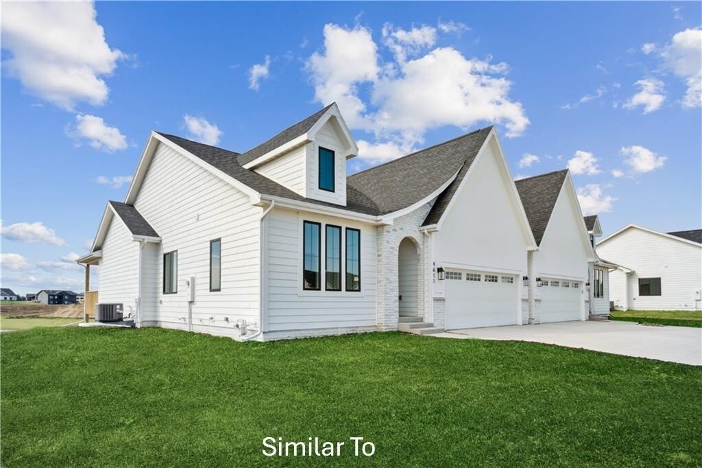Property Photo:  1533 Hazel Street  IA 50219 