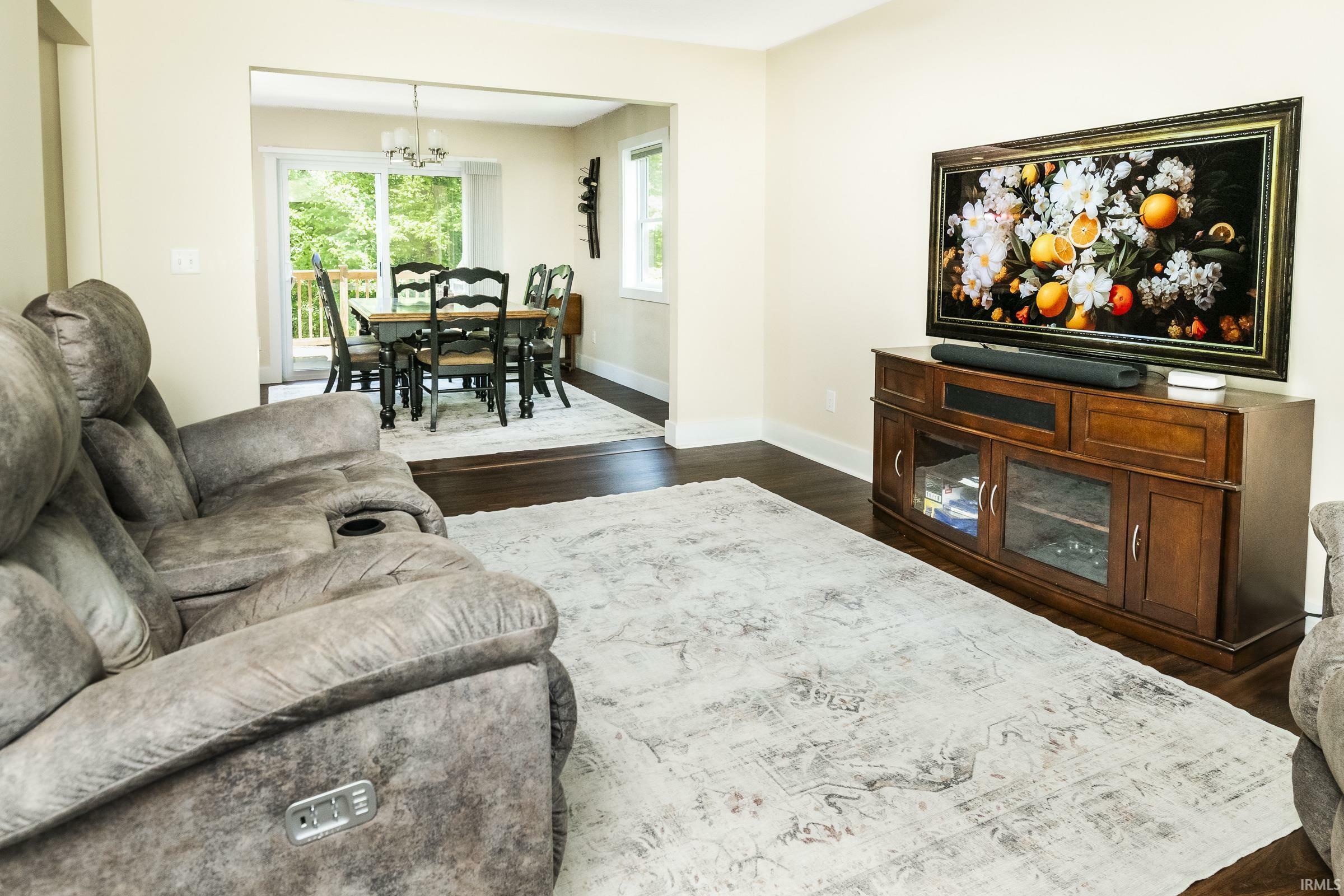 Property Photo: 1256 E Zinnia Drive IN 47401