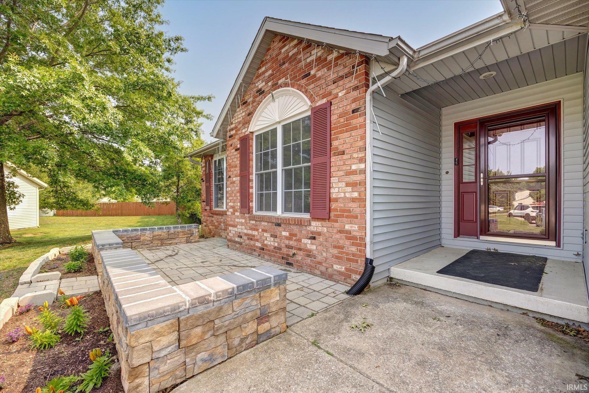 Property Photo: 1063 S Colchester Court IN 47401