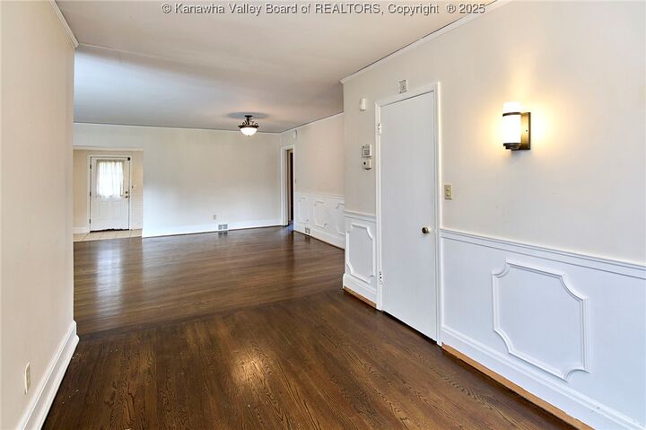 Property Photo:  4302 Virginia Avenue  WV 25304 
