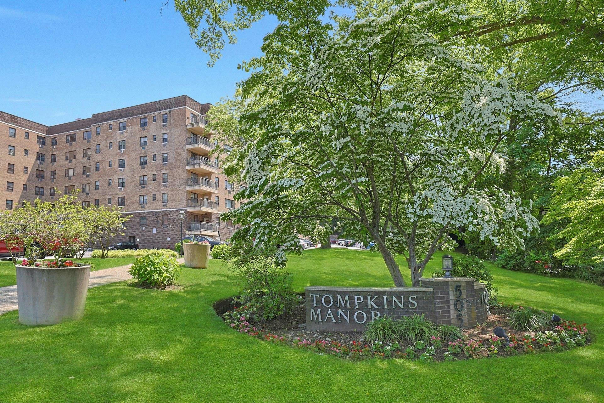 Property Photo: 505 Central Avenue 510 NY 10606