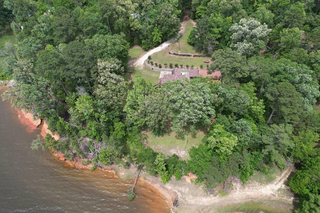 Property Photo: 183 Holly Circle TX 75944