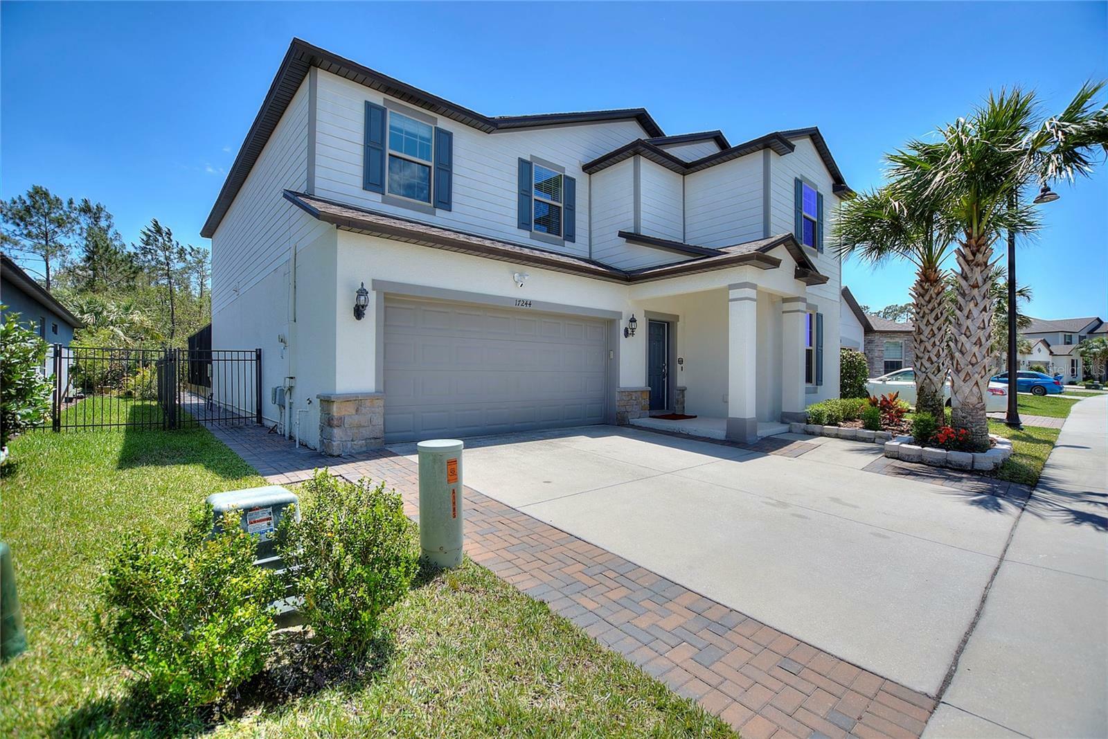 Property Photo: 17244 Goldcrest Loop FL 34714