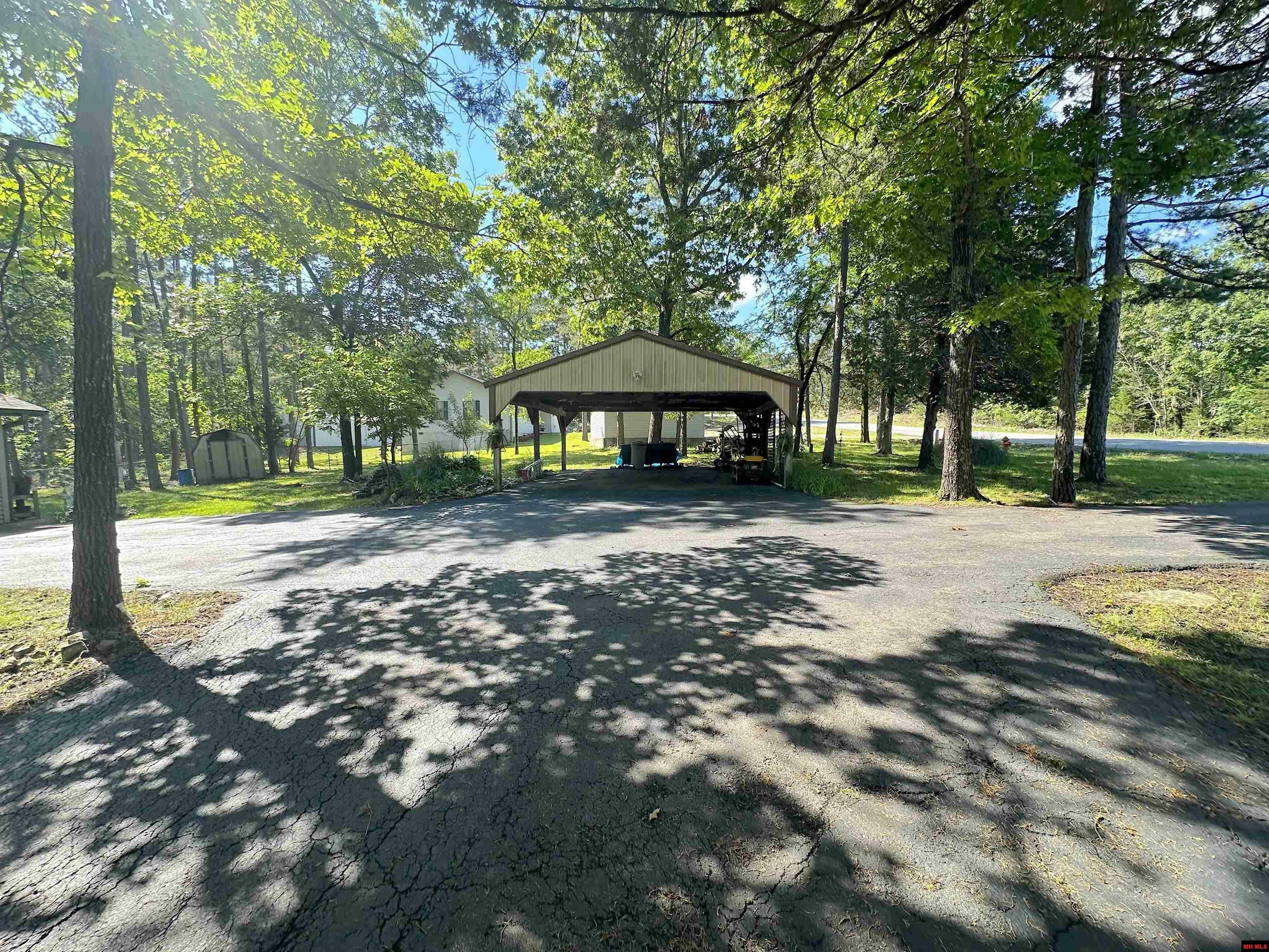 Property Photo: 1403 Jordan Landing Road AR 72519