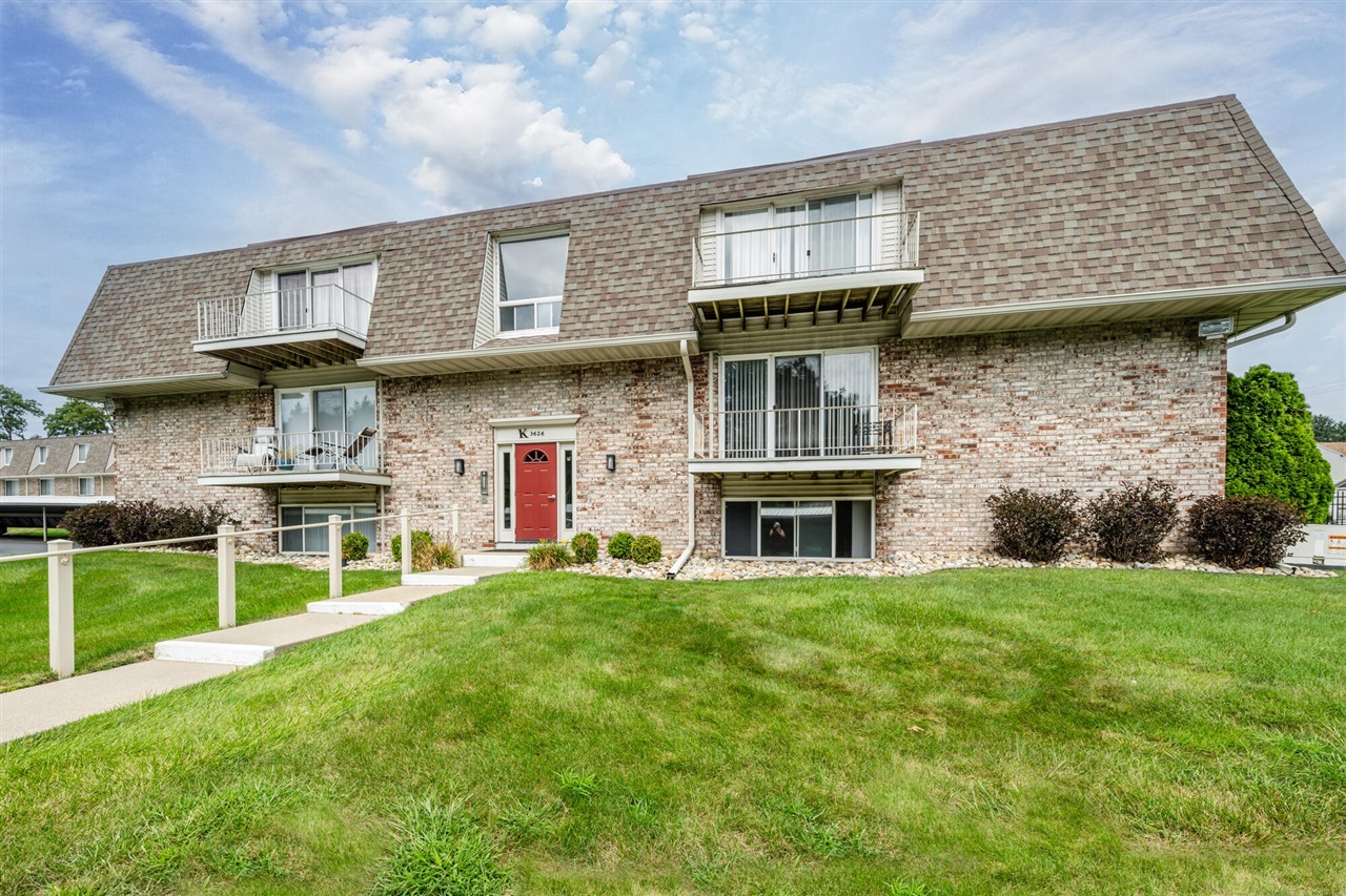 Property Photo:  3626 Lakeshore Dr. - K10  MI 49085 