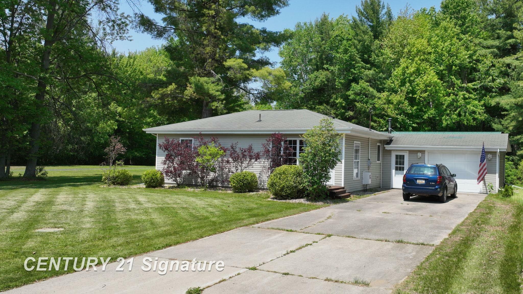 Property Photo: 1250 W Sloan Road MI 48417