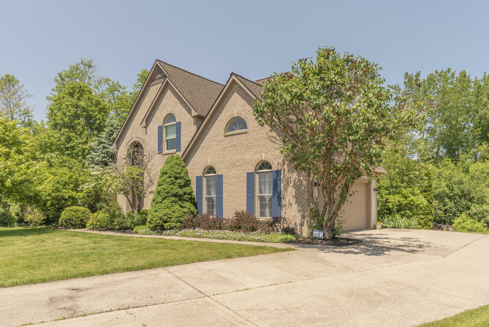 Property Photo: 5433 Waterfield Court MI 48108