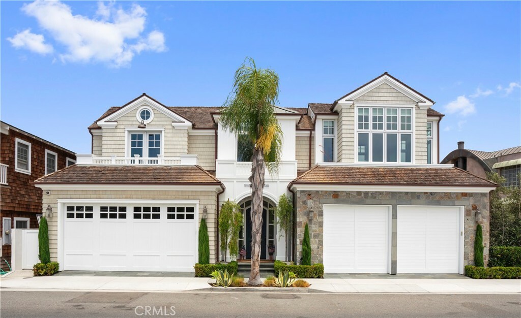 Property Photo: 1324 E Balboa Boulevard CA 92661