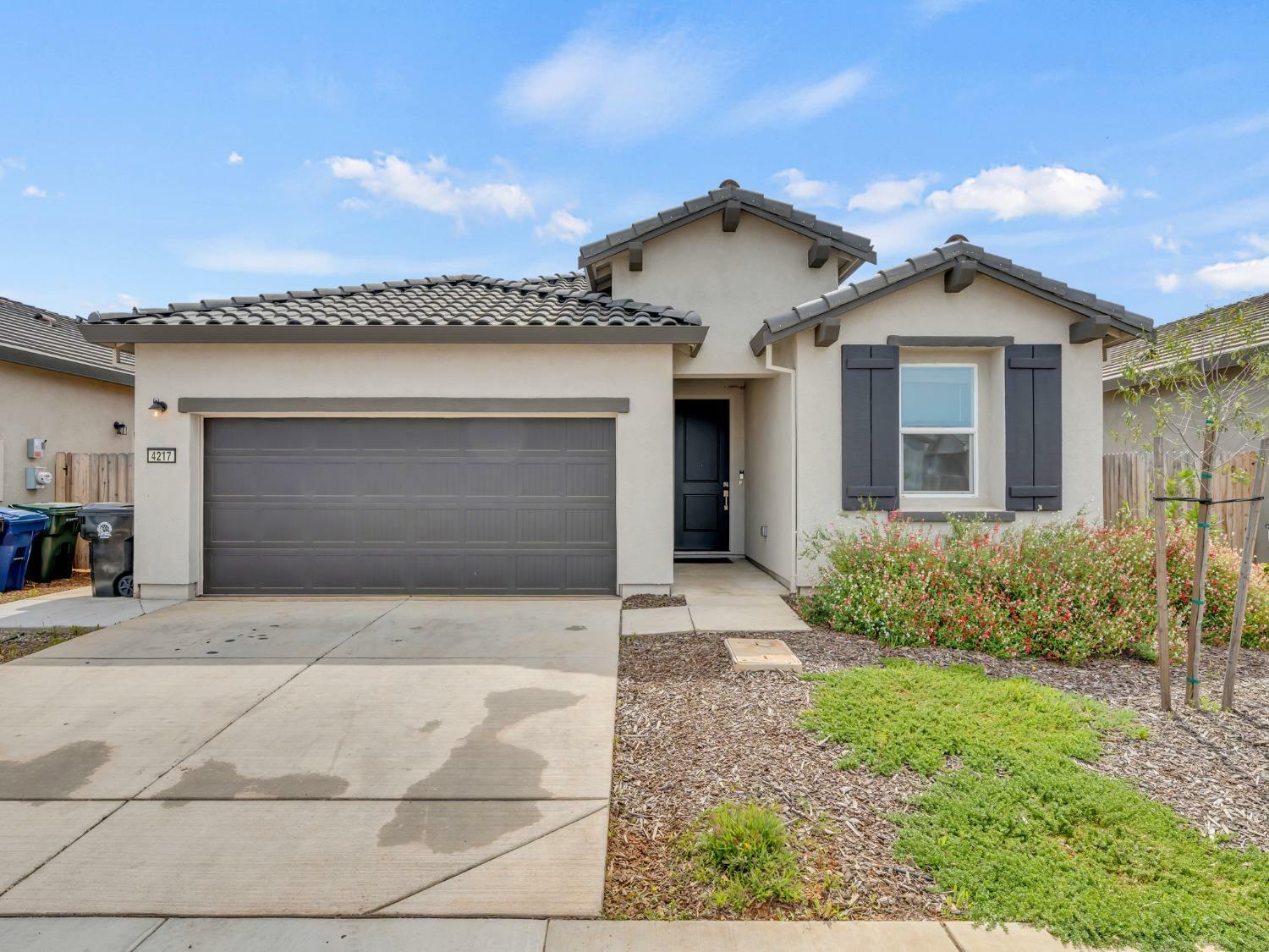 Property Photo: 4217 Creede Way CA 95742