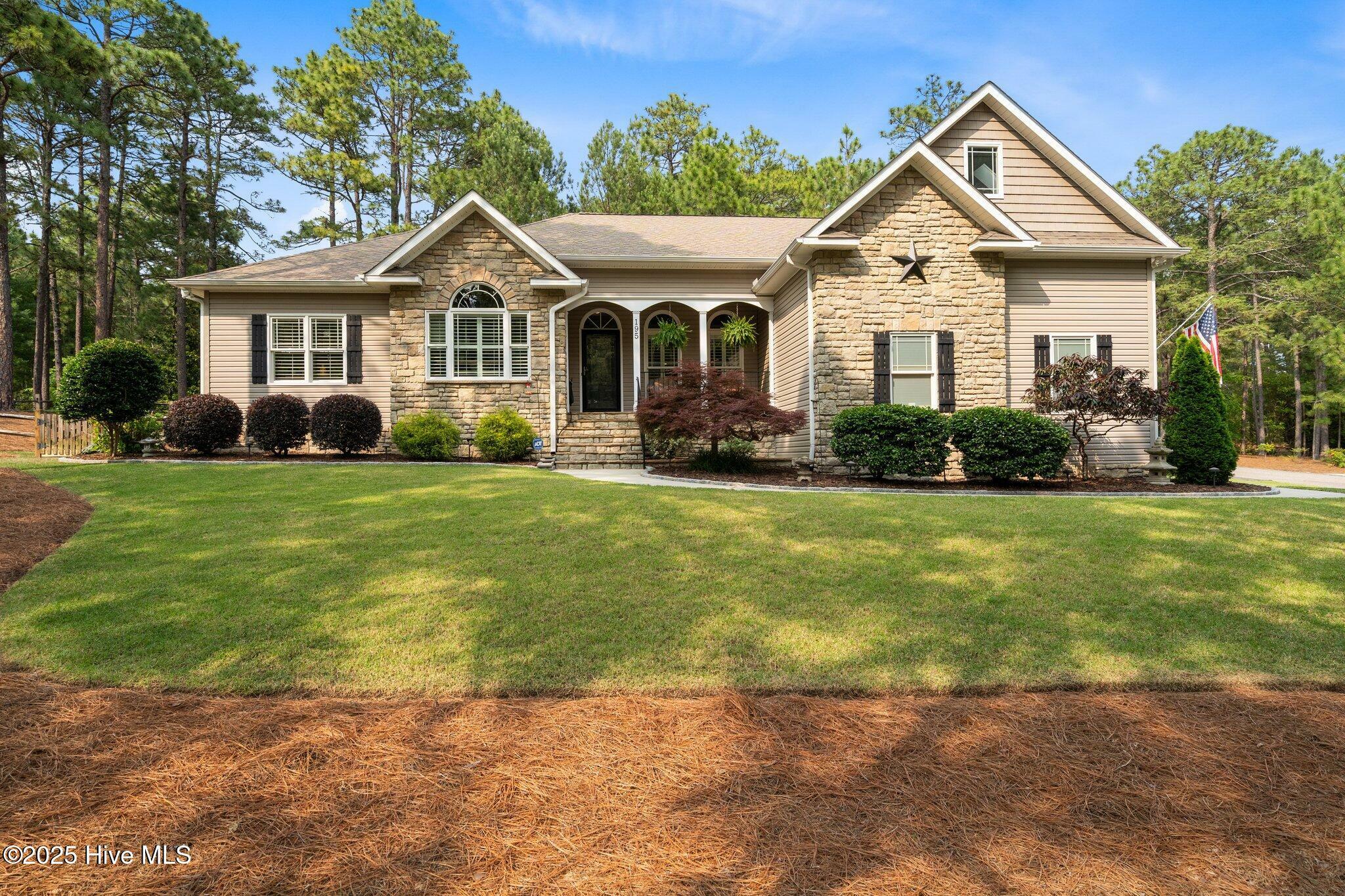 Property Photo: 195 Devonshire Avenue W NC 27376
