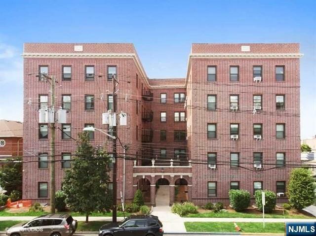 Property Photo:  855 Broad Avenue 45  NJ 07657 