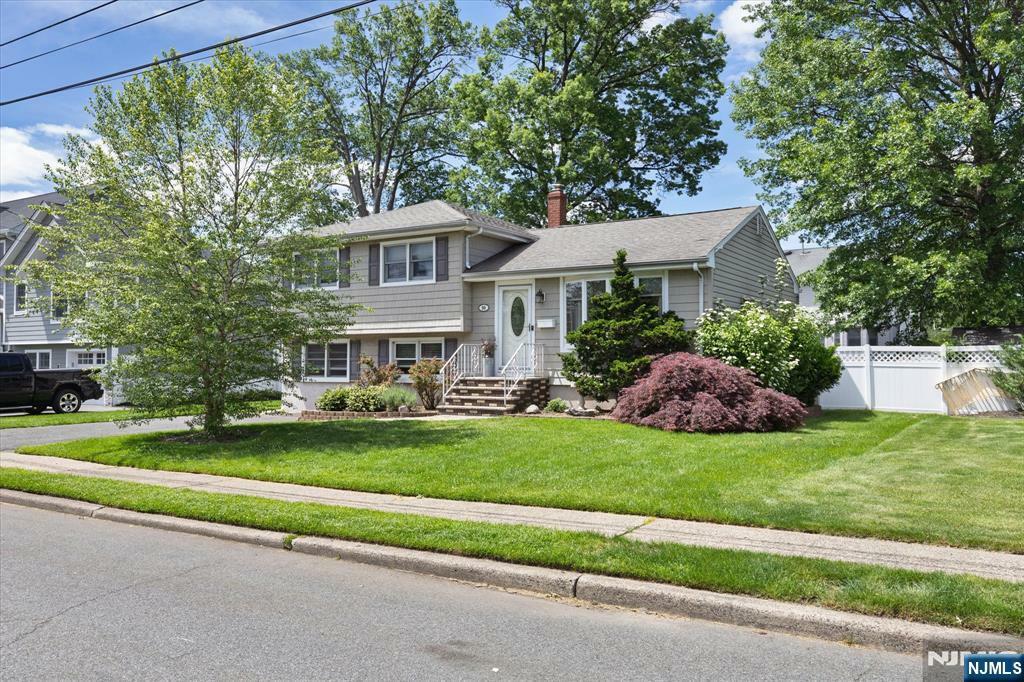 90 Kuhn Drive  Saddle Brook NJ 07663 photo