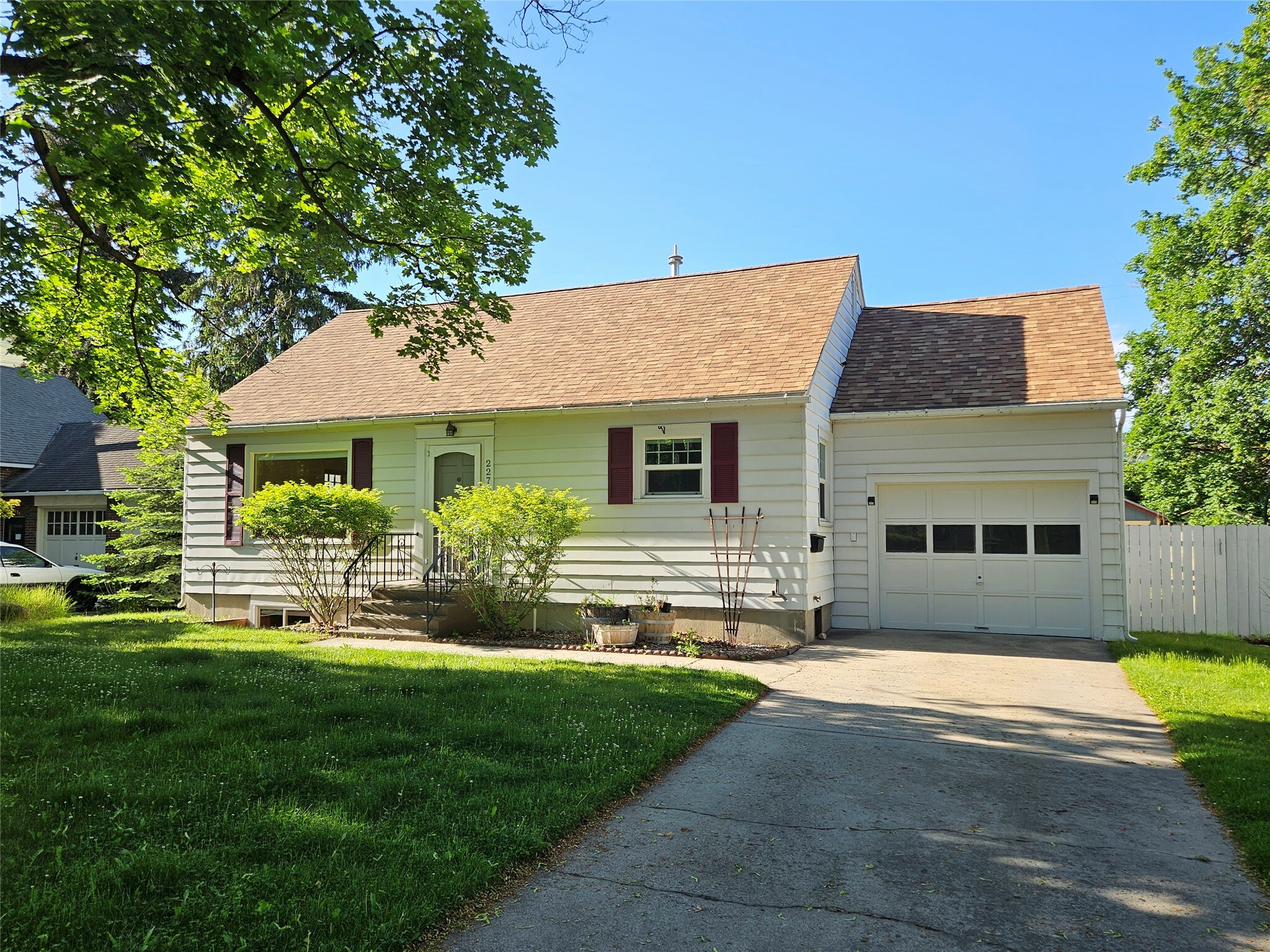 Property Photo: 227 Woodworth Avenue MT 59801