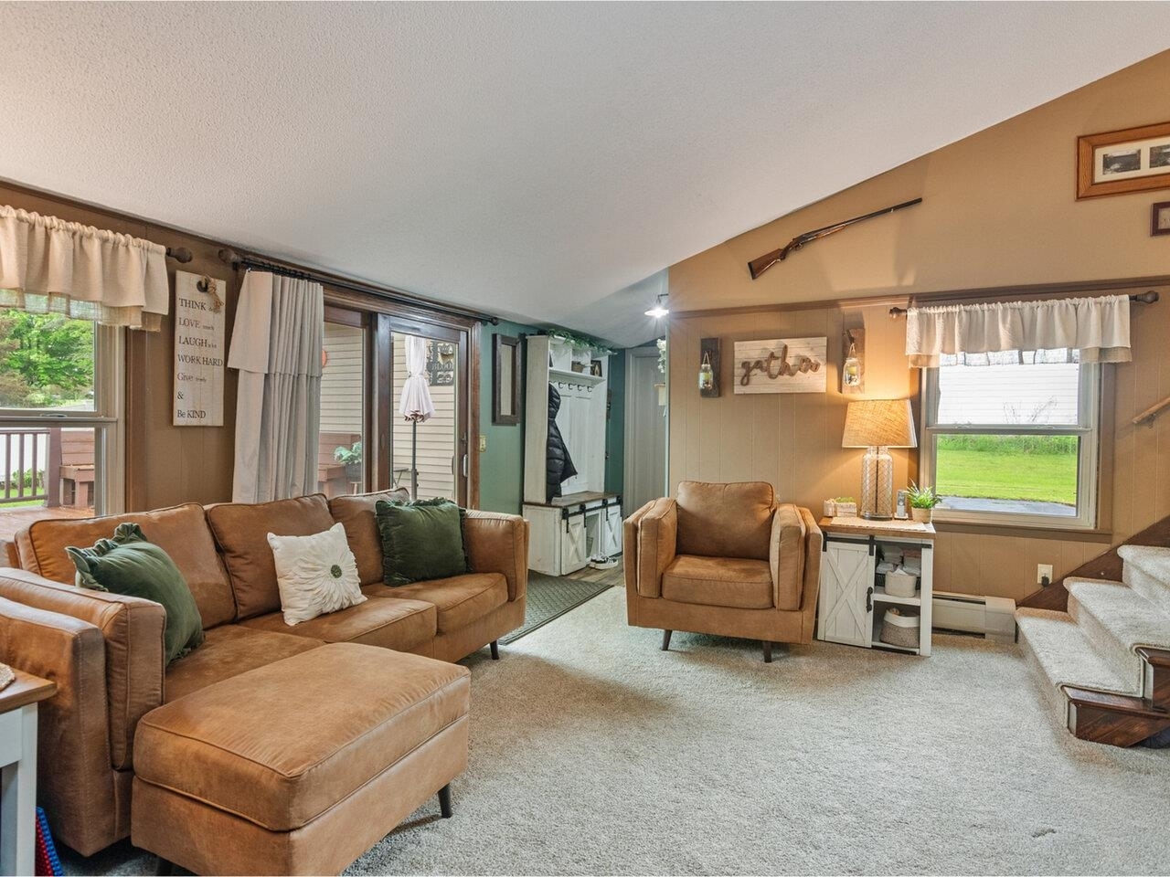 Property Photo: 104 Marsett Road VT 05482-6641
