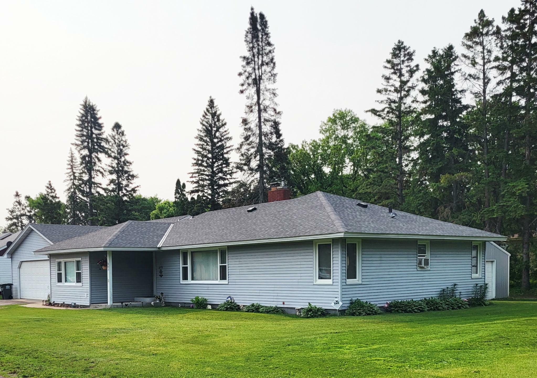 Property Photo:  505 Lindquist Street W  MN 56359 