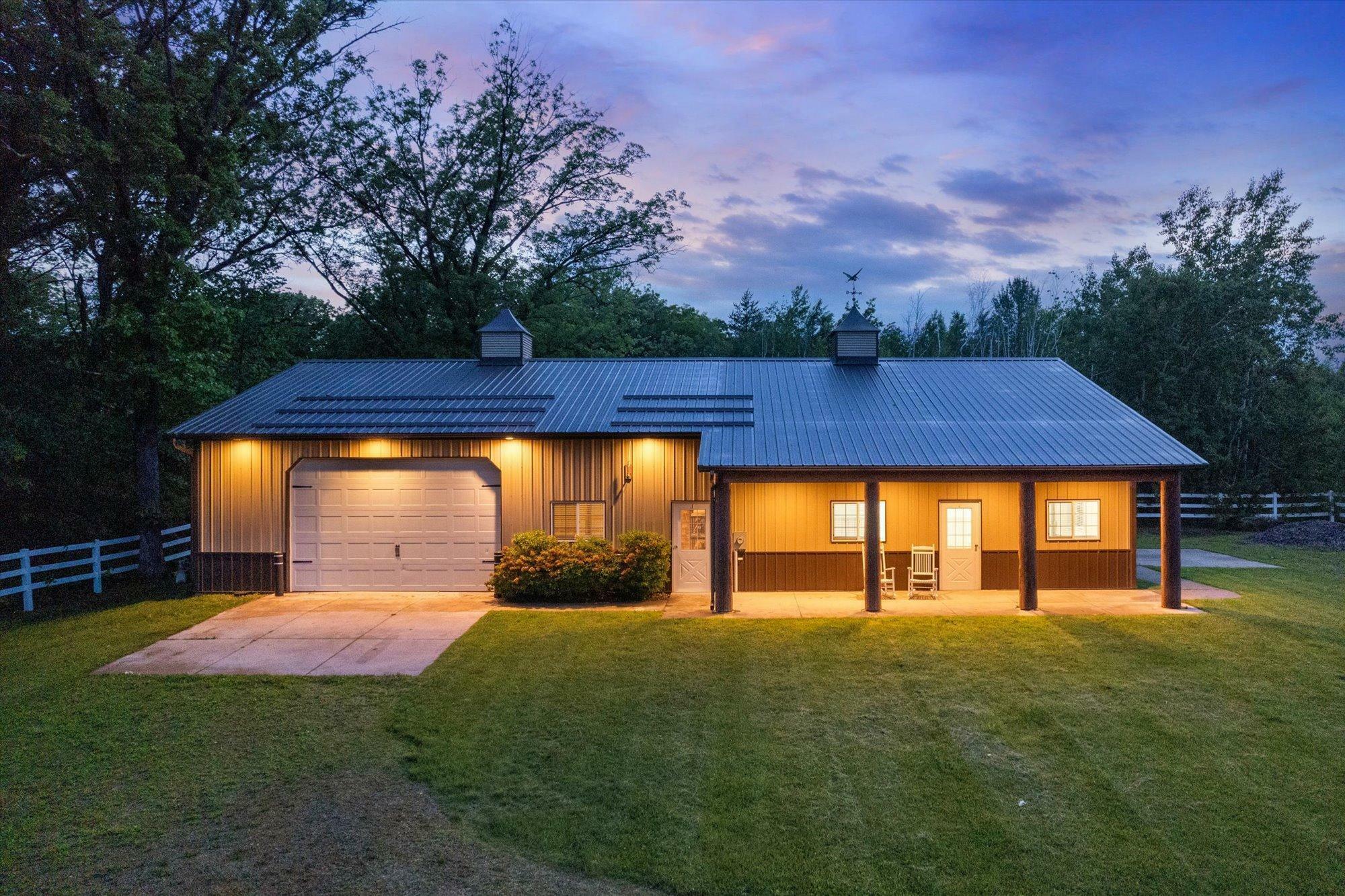 Property Photo: 16604 Edgewater Road NE MN 55063