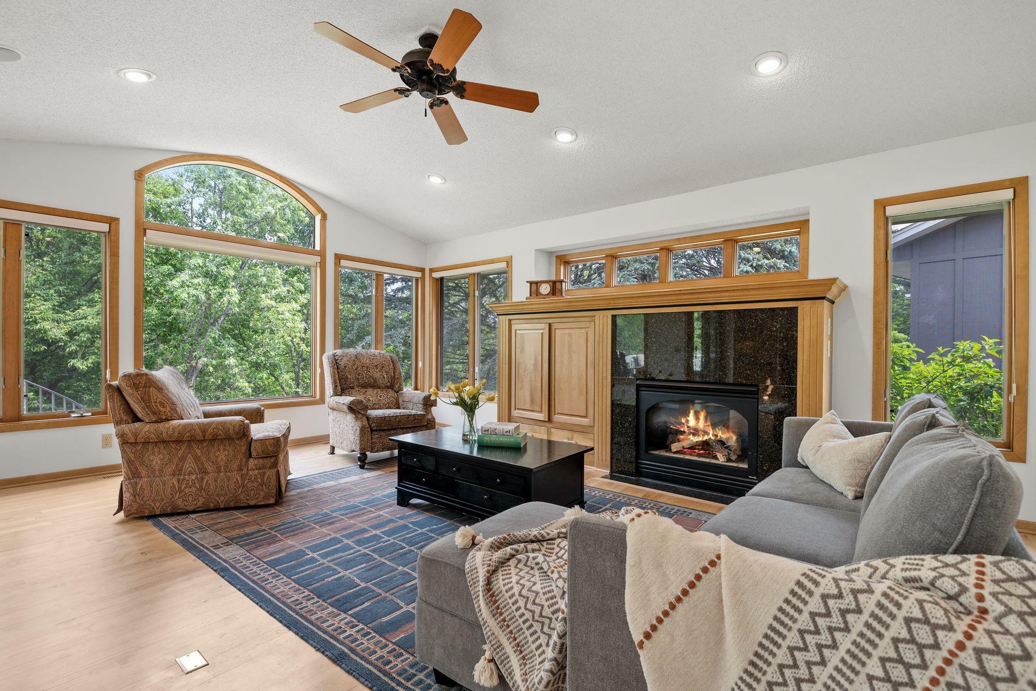 6136 Arctic Way  Edina MN 55436 photo
