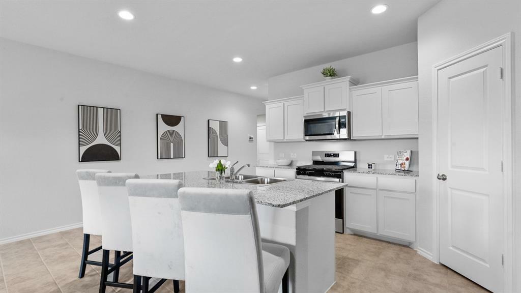 Property Photo: 4109 Twisted Creek Drive TX 76036